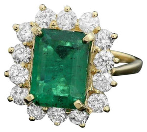 4.60 Carats Natural Emerald and Diamond 18K Solid Yellow Gold Ring