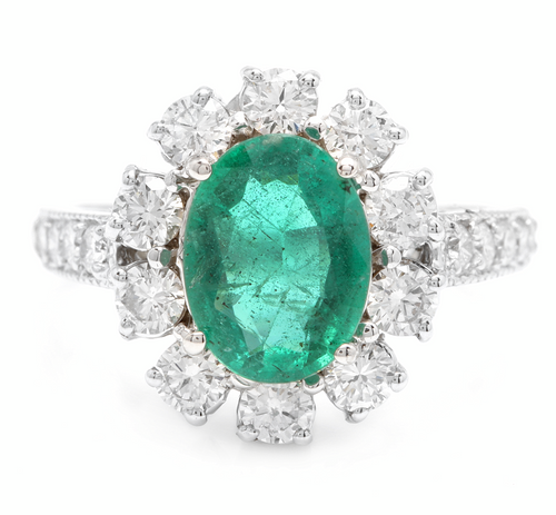 3.20 Carats Exquisite Emerald and Diamond 14K Solid White Gold Ring