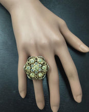 Load image into Gallery viewer, Splendid 5.00 Carats Natural VS Diamond 14K Solid Two-Tone Gold Ring