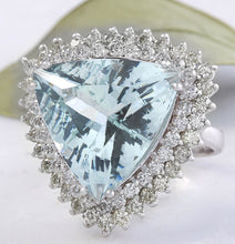 Load image into Gallery viewer, 17.22 Carats Natural Very Nice Looking Aquamarine and Diamond 14K Solid White Gold Ring