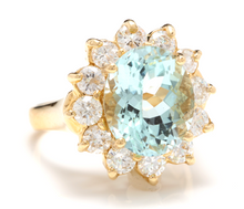 Load image into Gallery viewer, 7.68 Carats Exquisite Natural Aquamarine and Diamond 14K Solid Yellow Gold Ring