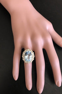 11.40 Carats Exquisite Natural Aquamarine and Diamond 14K Solid Yellow Gold Ring