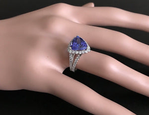 5.00 Carats Natural Very Nice Looking Tanzanite and Diamond 14K Solid White Gold Ring