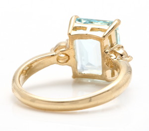 3.28 Carats Impressive Natural Aquamarine and Diamond 14K Yellow Gold Ring